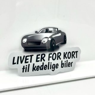 Livet et for kort til kedelige biler - og kedelige klistermærker 🚗🌟
Hvorfor nøjes med standard, når du kan få lige det, der passer til dig og din stil! 
#customklistermærker #personligstil 
Design dine klistermærker hos os!